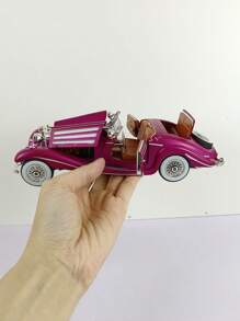 YCMODEL A Simulation Alloy Car Model Of A Classic Retro 500K Sedan, With A Body Made Of Zinc Alloy Material. Both Sides Of The Car Doors Can Be Opened, The Front Hood Can Be Opened, And The Trunk Door Can Also Be Opened. It Is A Children's Toy Car With Simulated Sound And Lighting Functions. The Car Model Is Rich In Details, Finely Crafted, And Of Good Quality. It Is Suitable For Collection And Can Be Given As A Birthday Gift To Children