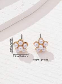 1 Pair Minimalist Small Flower Pearl Stud Earrings