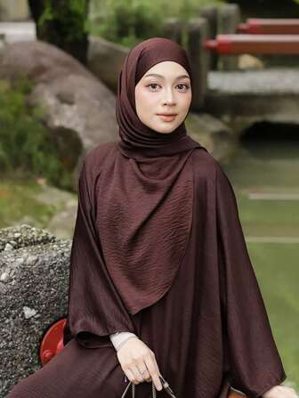 1 件女士哑光褶皱长方形穆斯林头巾