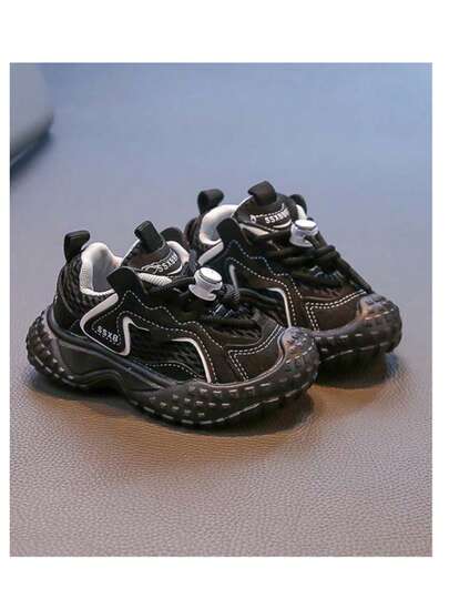 1双儿童透气镂空休闲运动鞋，适合日常穿着