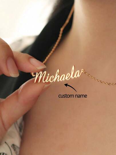 1 pieza Collar con nombre personalizado, collar con nombre personalizado diario para mujeres, colgante con placa de nombre minimalista personalizado, collar de acero inoxidable chapado en oro de 18K, regalo de cumpleaños, moda de otoño, regalo para dama de honor, aniversario, regalo ideal para hija, vintage, casual, minimalista personalizado, antiguo, mamá de fútbol personalizada, personalizada, mamá, familia, amiga, hija, Día de San Valentín, Día de la Madre, graduación, boda, gala, uso diario de San Valentín, collares de palabras de moda personalizados, look glamoroso, negro, plata, oro, elegante, colorido, vintage, simple, unisex, casual, lindos, personalizado, único, regalos ideales para él, regalos ideales para ella, ella, novio, novia, papá, mamá, familia, amigos, para aniversarios, para cumpleaños, para graduación, para baile de graduación, para fiesta