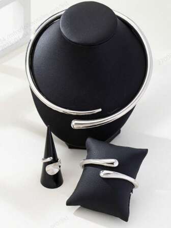 1 套时尚合金组合配饰，包括 1 个戒指、1 个水滴手链、1 个钉子颈链，适合女性日常佩戴、节日礼物、活力校园