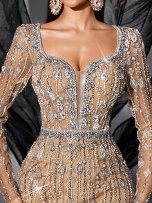 Glamorous Sequin Embellished Deep V-Neck Long Sleeve Formal Dress - Champagne - View 7