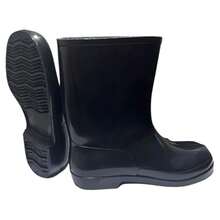Bota Plástico Impermeable Lluvia Llanera Antiderrapante, Cómoda y Segura para Lluvia o Actividades al Aire Libre Protege tus pies. Ideal Días de Lluvia, Trabajos en el Campo, Jardinería, Pesca o Cualquier Actividad al Aire Libre.  Cowboy  Básico    Vacaciones - Negro - Ver 2