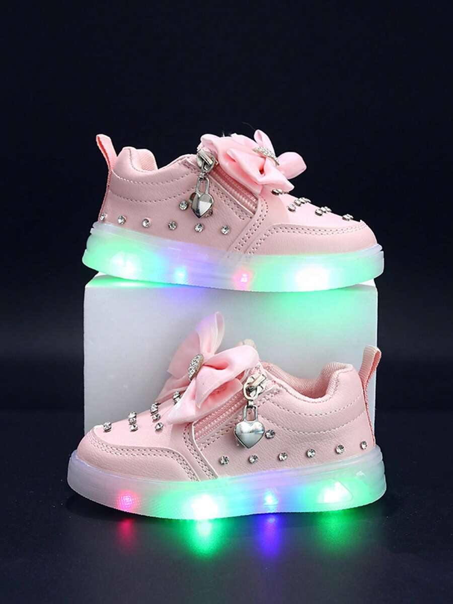 MGO Kidss MGO Kids 2025春秋新款蝴蝶结水钻闪粉发光公主鞋平底学生鞋1-6岁儿童休闲鞋运动鞋发光鞋