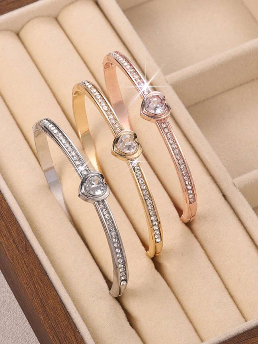 Fashion Charming Girl Heart Bangle Shinny Rhinestone Bracelet For Gift Party Accessory - Fashion Heart Bracelet - View 1