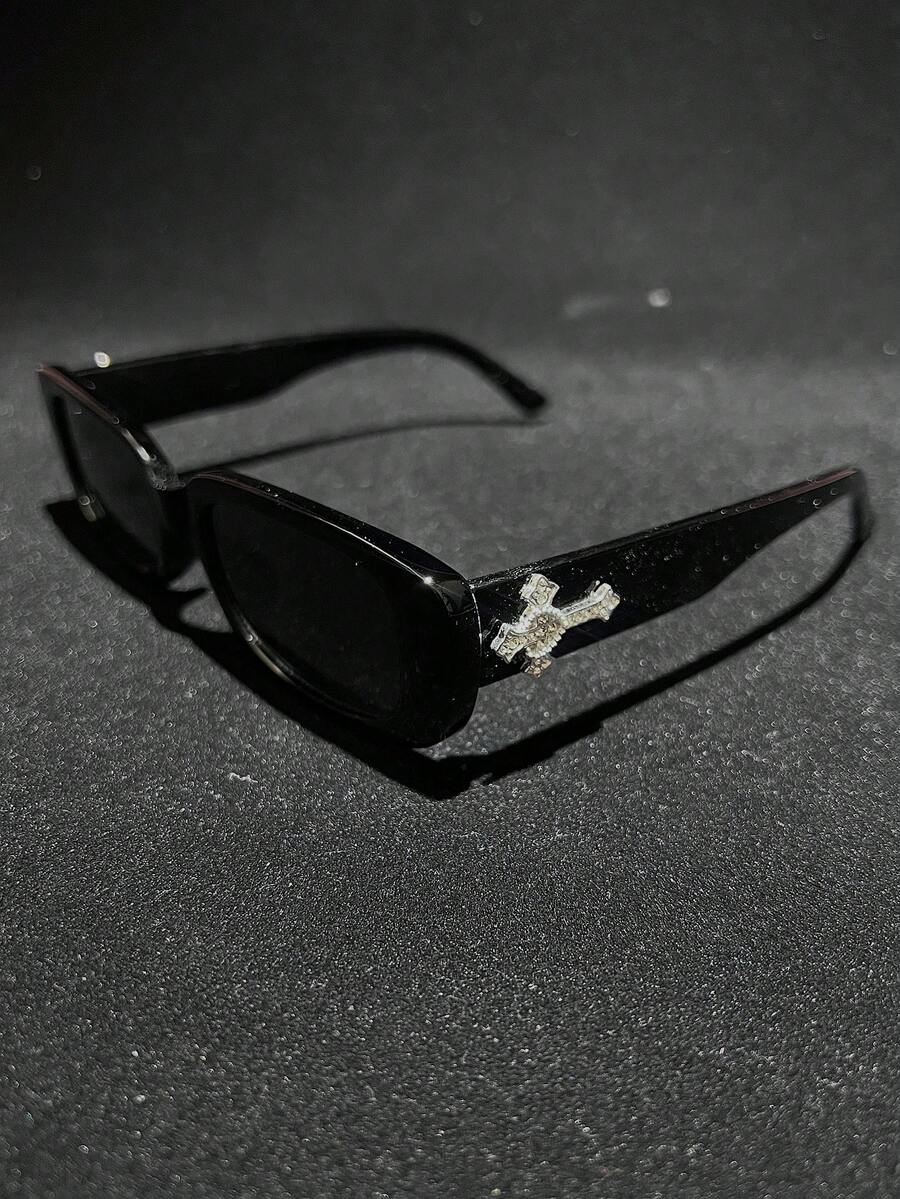 1pc Crystal Cross Heart Metal Decor Sunglasses, Retro Small Square Frame Tinted Vintage Classic Fashion Stylish Luxury Travel Eyewear, Tortoiseshell - Khung đen/phim xám toàn phần (có hình chữ thập kim cương) - Xem 1