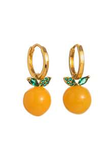 1 对精致、可爱、甜美的水果风格橄榄橙胡萝卜柠檬桃吊坠高品质女士耳环，镀 18K 金，适合送给妻子、母亲和女朋友的日常佩戴。