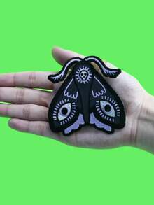 1PC Moth Face Wings Patch Animal Eyes Skull Embroidered Iron-On - Multicolor - View 3