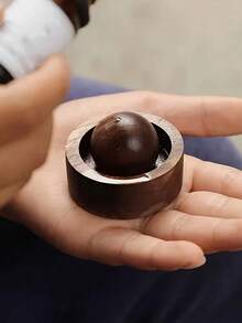 1 pieza Difusor, Difusor de Madera Redondo para Aromaterapia, No Eléctrico, Hecho de Troncos Naturales, Perfecto para Aceites Esenciales, Duradero y Resistente al Fuego, Mejora la Calidad del Aire con Fragancia Libre de Fragancia, Adecuado para Automóvil y Uso Doméstico, Mesita de Noche, Caravana, Interior de Automóvil, Decoración Moderna del Hogar. Varillas Difusoras, Difusores