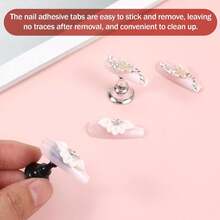 600 PCS False Tip Double Sided Adhesive Tapes, White Pre-Cut Nail Display Strips Press On Adhesive Tabs Nail Art Glue Stickers Nails Art Holder Nails Display Book - 1 - 查看 4