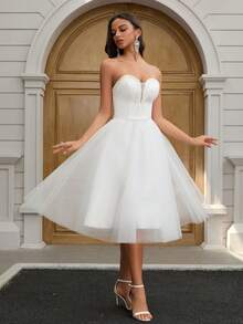 YUMIBRAVO Elegant Solid Color Bow Decor Mesh Patchwork Strapless Wedding Dress - White - View 4
