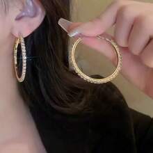 1 对闪亮水晶环状耳环，彩色时尚圆形水钻耳环，派对珠宝礼物 - 銀色 - 查看 6