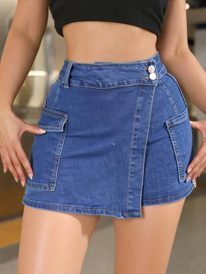 Falda-pantalón vaquera de talle alto con múltiples bolsillos, estilo utilitario y versátil