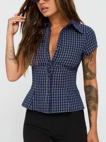 Women Y2K Plaid Summer Short Sleeve Button Up Shirt Collared Slim Fit Casual Blouse Top - 深色水洗藍 - 查看 3