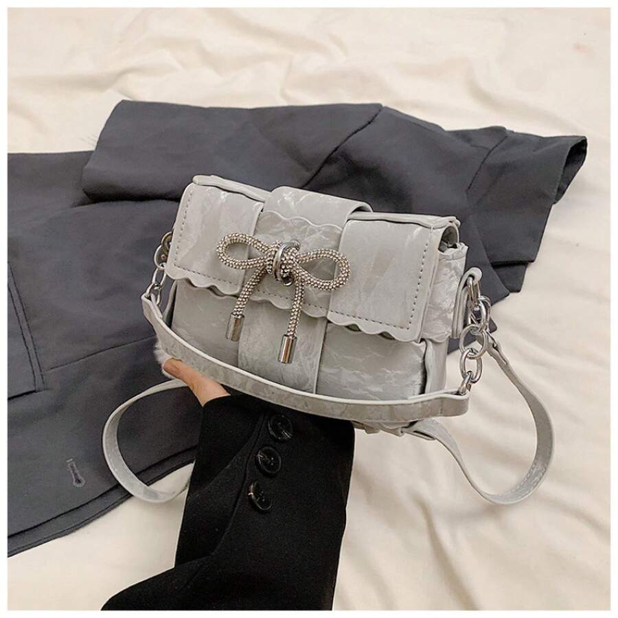 Women Shoulder Bags - 銀色 - 查看 1