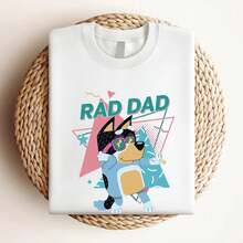 180g Pure Cotton Rad Dad Blue Shirt, Rad Like Dad Tshirt, Birthday Shirt, Gift For Dad, Crewneck For Women Streetwear Fashion Slightly Stretched Unisex Breathable Homme Soft Summer Comfortable Print Round Neck Short Sleeve Versatile Stylish Top For Everyday Wear Designer Clothes Casual Graphic - 白色 - 查看 4