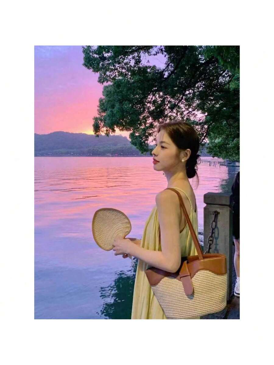 Women Fashion Backpacks - 棕色 - 查看 1