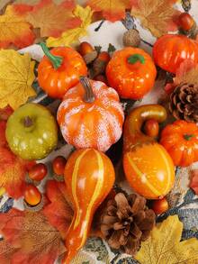 20 Pcs Classic Style Resin Pumpkins Mini Pumpkins Fake Pumpkins Artificial Pumpkins Thanksgiving Ornaments For Vase Filler DIY Crafts Fall Halloween Party Supplies Home Table Decorations