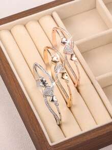 Fashion Charming Girl Heart Bangle Shinny Rhinestone Bracelet For Gift Party Accessory - Fashion Heart Bracelet - View 6