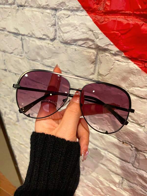 1pc Men's Fashionable Black Fashion Glasses, Suitable For Beach, Vacation, Photography, Versatile