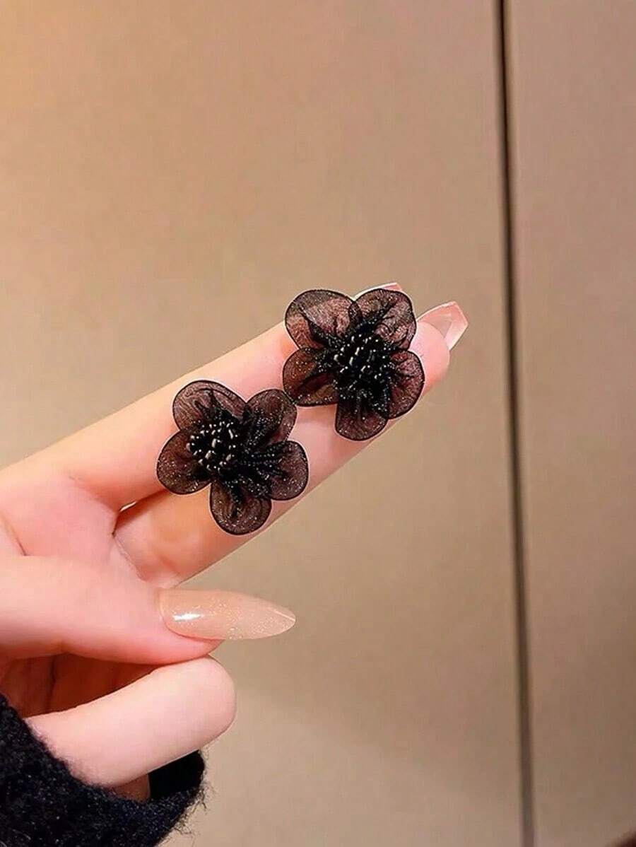 1pair Elegant Black Flower Shaped Stud Earrings Suitable For Women To Wear In Any Occasion Valentines,Mom,Mother,Mother's Day,Gift - 黑色 - 查看 1