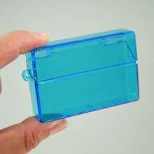 1个可装20支香烟的烟盒，兼容TEREA烟弹或其他加热烟草制品，适合作为礼物送给妈妈、女朋友、男朋友、爱人。