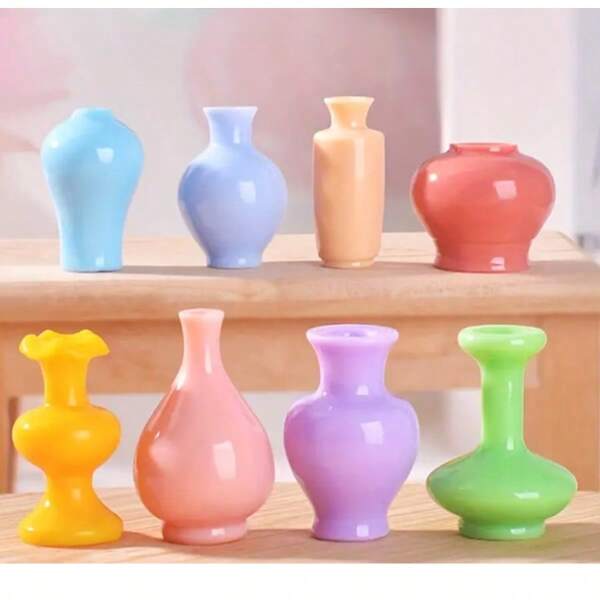 10pcs Creative Realistic Mini Vase, Micro Landscape Ceramic Bottle Resin, Random Style Small Decorative Accessories Props