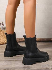 2025秋冬新款女靴，时尚百搭休闲靴，切尔西短靴，一脚蹬女鞋，冬季保暖女靴，平底舒适女靴，西式女靴