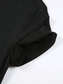 "Before I Care About What You Think Of Me, I'D Rather Eat A Bowl Of Water With A Fork." Printed, Women'S Round-Neck T-Shirt, Comfortable And Casual Short-Sleeved Top, Suitable For Daily And Dates, T-Shirt, Summer Top, Casual And Elegant Holida - 黑色 - 查看 6