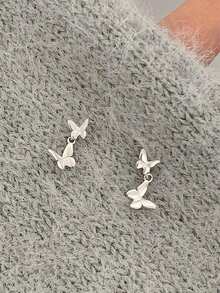 925纯银镀白金蝴蝶流苏耳环，简约小巧耳环，韩式优雅风格，适合有耳洞的女性，防过敏，情人节礼物 - 白金 - 查看 4