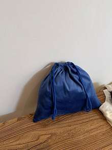 三种尺寸可选，适合大多数包袋。这款奢华包袋防尘套束口袋，材质柔软，不会损伤包袋。非常适合存放婚纱、拉菲草袋内衬、吹风机和衣物。防潮、抗老化、柔软的面料，使其成为馈赠佳品和旅行收纳好帮手。 - 藍色 - 查看 4