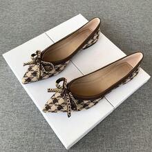 Women Flats