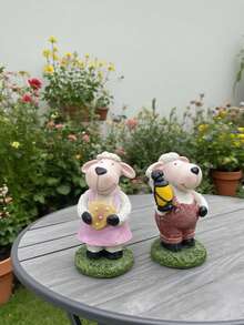 1 Stück süße, natürliche Harz Schaf Figur, niedlich, verspielt, rustikal, lebhaft, gemütlich, dekorative Schaf Figur für Garten, Außenbereich, Harz Statue, Schaf-Form, rustikaler Stil, süßer Stil, Laterne, Blumen, Rasen, Gartendekoration, Terrasse, Balkon Dekoration, Harz Gartendekoration, Schaf-förmige Figur, rustikale Gartendekoration, süße Schaf Ornament, lustige Gartendekoration, Outdoor Tierfigur, rustikale Hof Dekoration