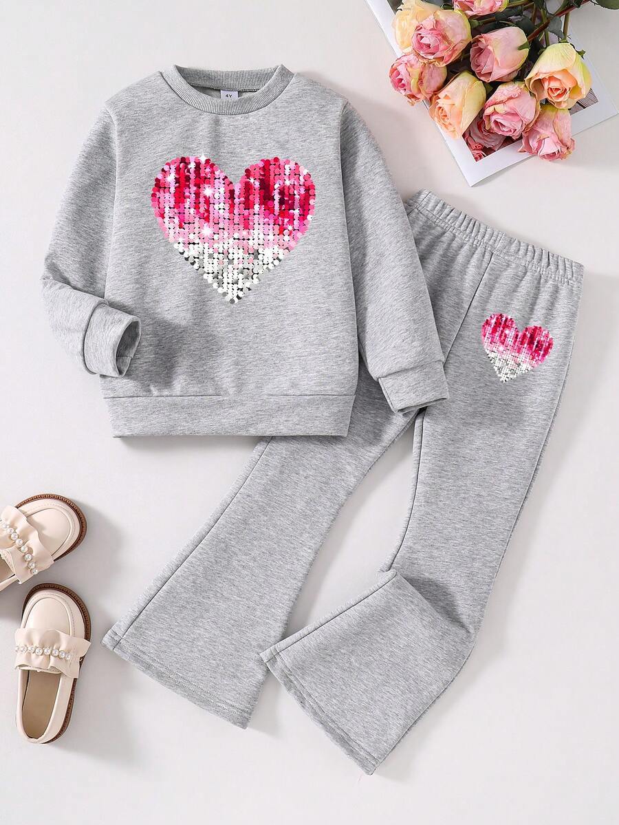 Young Girl Heart Print Round Neck Sweatshirt And Flared Pants Casual Suit