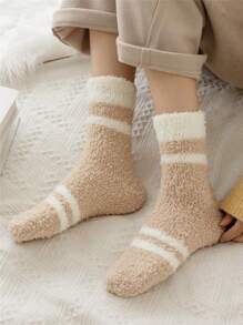 1Pair Women Khaki Socks With White Stripes Winter Cozy Warmly Soft Fuzzy Socks Comfort Fluffy Anklet Crew Socks