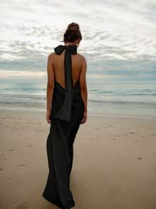 Vestido de satén negro sexy con cuello halter, vestido maxi de satén con bordado floral y espalda descubierta adecuado para vacaciones de verano en la playa, vestido elegante y glamuroso para graduación, regreso a la escuela, vestido de noche para la temporada de bodas, San Valentín, vacaciones en la playa, #VibesDePlayaMarítima #MiradasDeParty #VestidoDeGalán #SexyVestidosNegros