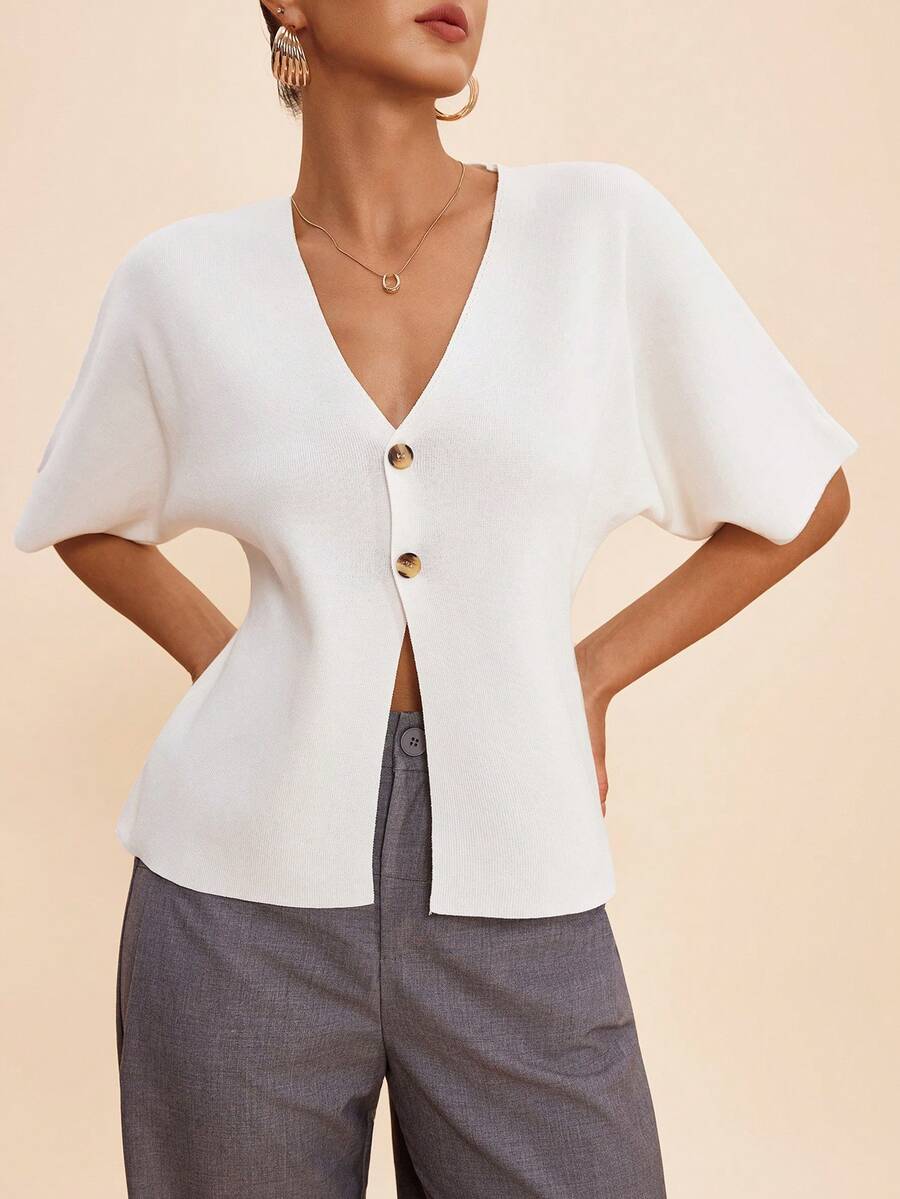 女式 V 领蝙蝠袖开衩开衫纽扣短袖时尚简约优雅休闲针织上衣，春夏秋季 - 米色 - 查看 1