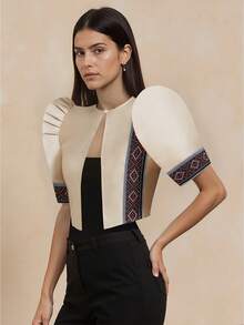 女士优雅几何图案泡泡袖单排扣衬衫，香槟色，现代菲律宾传统风格 - 香檳色 - 查看 5