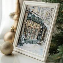 1 pezzo, Tela con cornice, Stampa artistica di una libreria invernale a New York, Stampe per angolo lettura, Decorazioni natalizie per amanti dei libri, Regali per amanti dei libri, Stampe di librerie, Per decorazioni natalizie, Decorazioni per camera da letto, Decorazioni per bagno, Decorazioni per sala da pranzo, Decorazioni per cucina, Decorazioni per soggiorno, Decorazioni per ufficio, Decorazioni natalizie per la casa - Multicolore - Visualizzare 11