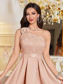 MIUSOL 亮片花卉蕾丝不对称领口 3D 立体花卉装饰缎面荷叶边下摆鸡尾酒会摆裙 - 香檳色 - 查看 9