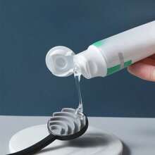 1 pezzo Raschietto per lingua in silicone, strumento per la cura orale per una pulizia profonda per adulti, spazzola portatile per la pulizia della lingua, per rimuovere il cattivo odore e pulire il respiro, design ergonomico a forma di mano, ideale per i viaggi in famiglia.