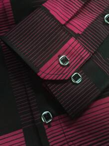 男士速干抗皱休闲商务衬衫，神秘复杂渐变网格图案，银色纽扣，不透明舒适100%涤纶面料，做工精细，修身剪裁，建议搭配西裤，适合秋季穿着，长袖上衣