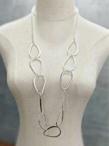 1pc New Fashionable Personalized Retro Exaggerated Geometric Hollow Water Drop Romantic Bohemian Style Long Elegant Necklace, Suitable For Casual, Holiday, And Couples Wear