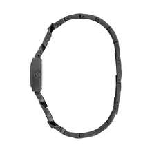 Damen Quarzuhr von Guess, Quarzwerk, Edelstahlgehäuse, Edelstahlarmband. Die Zeigenuhr ist bis 50 Meter wasserdicht und für den täglichen Gebrauch sowie Sportaktivitäten geeignet GW0603L1 GW0603L2 GW0603L3