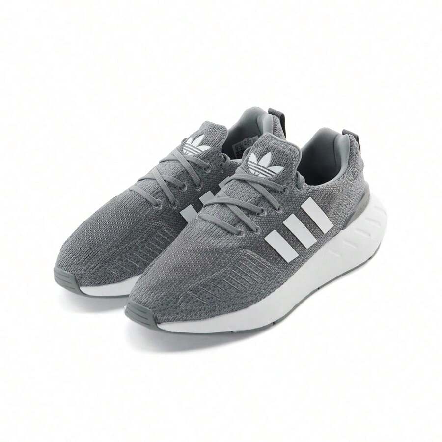 Adidas 减震耐磨时尚RUN22舒适跑步鞋休闲运动鞋情侣鞋GZ3495 - 灰/白 - 查看 1