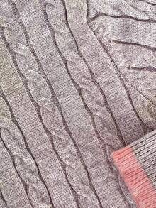 女士针织开衫，柔软优雅的心形纽扣开合，适合春秋季日常穿着