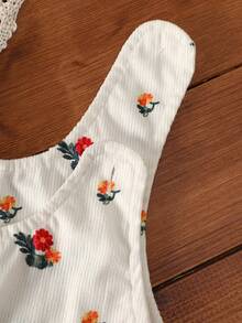 2 Stücke Baby Mädchen süßer weißer Rollkragen Pullover und Blume Muster Overall Set, geeignet für Herbst/Winter Outdoor