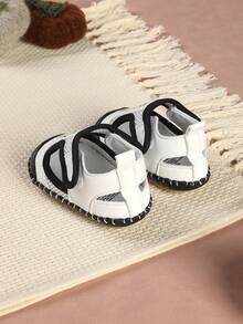 Infant Toddler Mesh Breathable Soft Bottom Anti-Collision Sandals, Summer New Arrival - Black and White - View 5