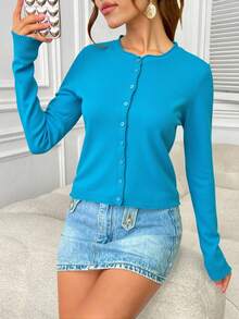 Cardigan Tejido Punto Botones Frontal Manga Larga Suave Tacto Liviano Cómodo Diario Oficina Casa Cálido Versátil Ajuste Slim Silueta Refinada Mujer Moderna Chic Estilo Premium Street Wear Fashion Color Energía Otoño Invierno Superponer Capas Minimal Clásico Atemporal Calidad Duradero Elasticidad Confort Fácil Combinar Jeans Falda Vestido Básico Armario Must Have Travel Work Relax Look Casual Profesional Glamour Detalle Botonadura Cuello Redondo Bajo Acanalado Puños Finos Regalo Perfecto - Azul Cadete - Ver 3